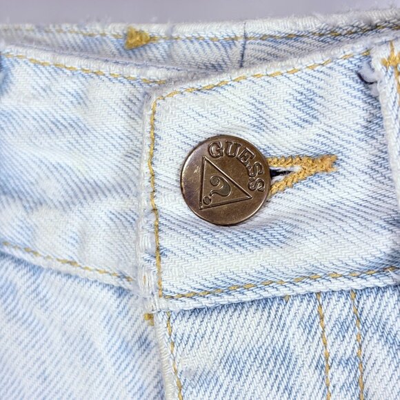 Vintage Guess Womens Light Wash 1050 High Waisted Rise Logo Patch Jeans 27 27" - Picture 12 of 16